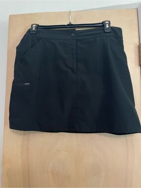 Black Casual A-Line Skort with Zip Pocket